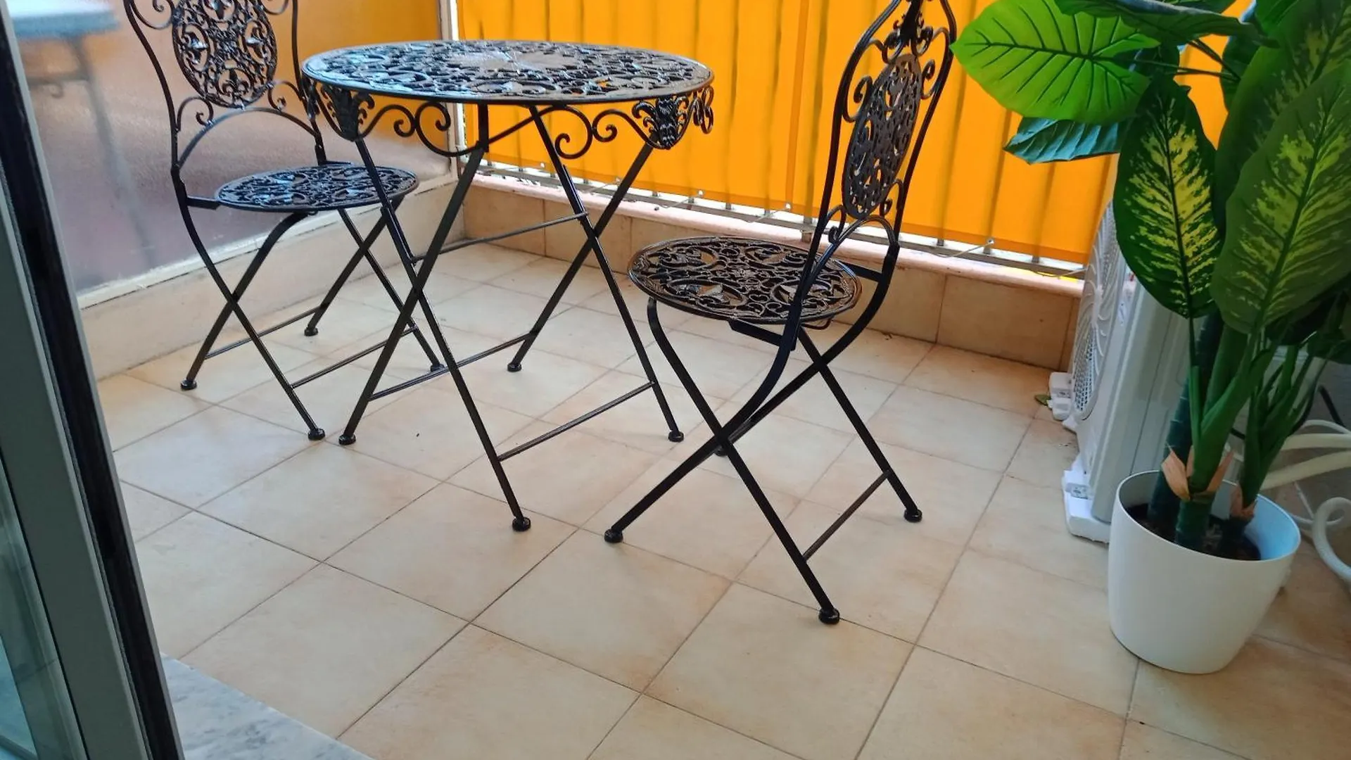 Appartement Au Calme Menton Apartment